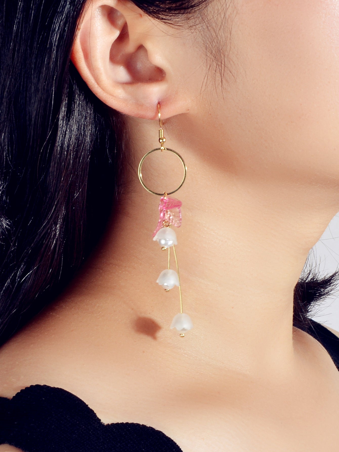 Charming Pearl Green Hotpink Resin Leaf Charm Gold Circle Dangle Women Earrings