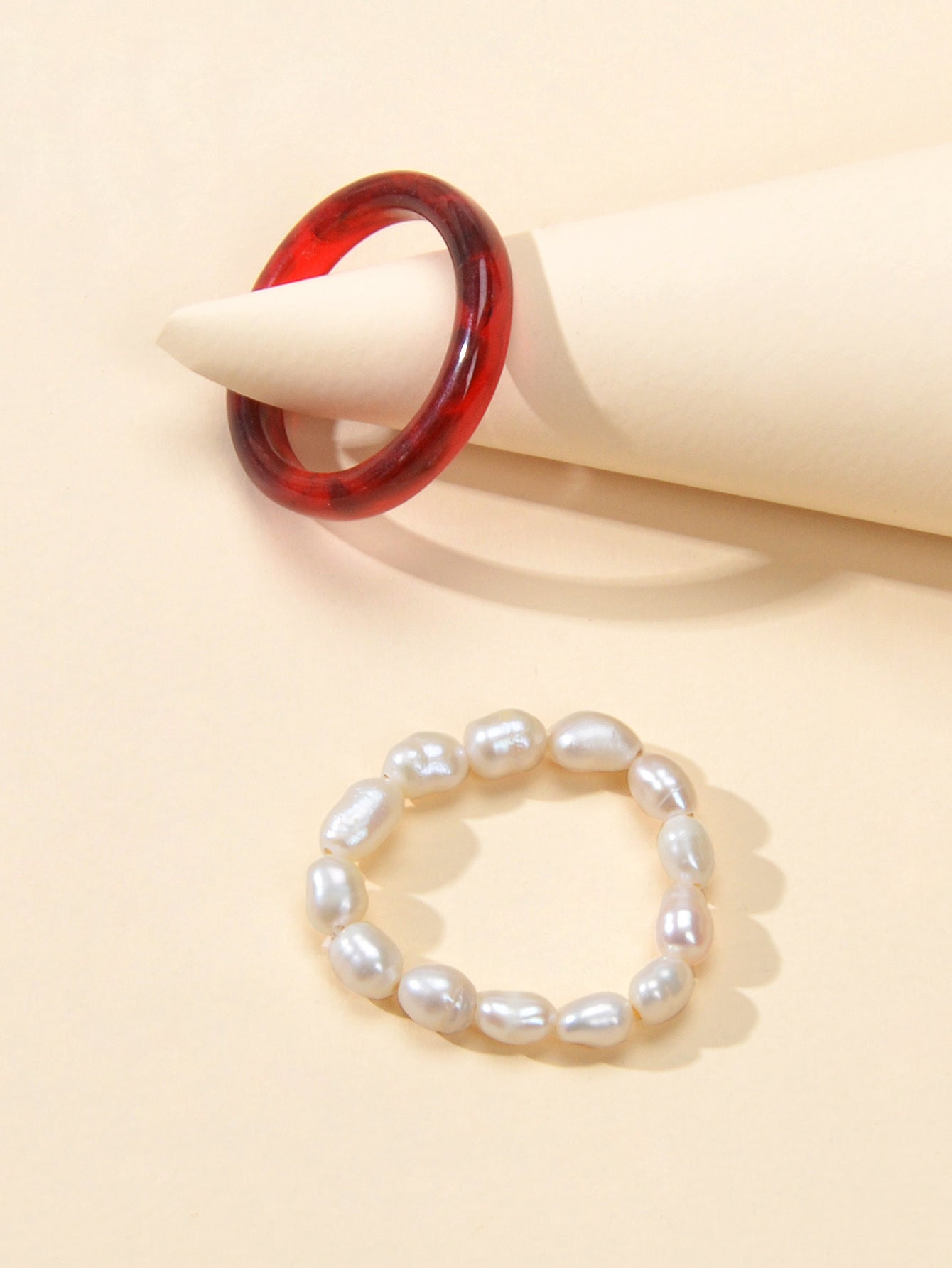 2pcs Pearl Elastic Retro Green Red Acrylic Ring