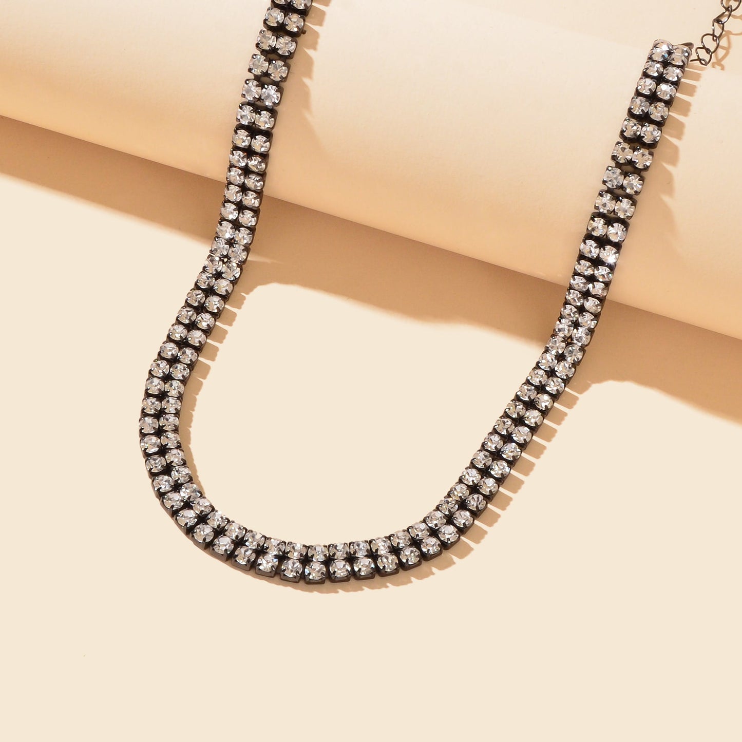 Luxurious Black Rhinestone Collar Choker Necklace Minimalist Style Jewelry